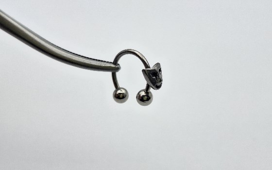 گوشواره نعلی ماسک کد 110