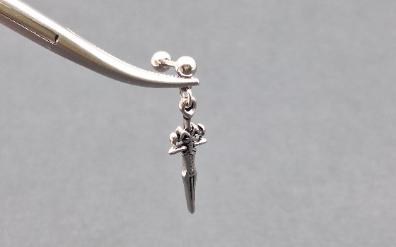 گوشواره آویز شمشیر کد 1135