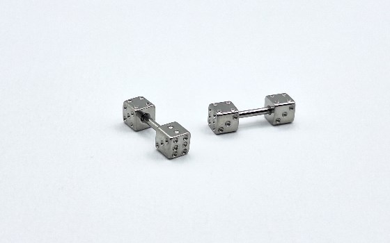گوشواره پیرسینگ تاس کد1341